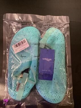 Watelves Rhinestone Water Shoes Blue Size 36/37 (Size 6 US)